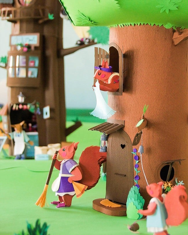 Paper art - Squirrel family cleaning their tree-house. Paper miniatures.